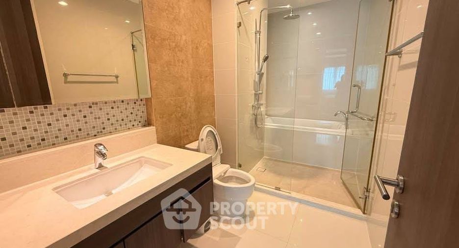 For rent and for sale 1 bed condo in Khlong Toei, Bangkok