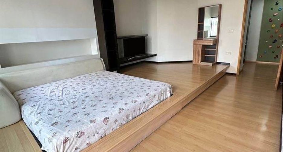 Wohnung zum Kauf mit 2 Zimmer in Khlong Toei, Bangkok