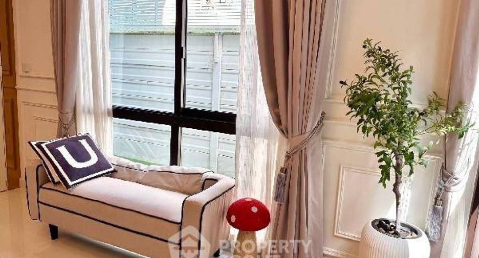 Casa en venta de 4 habitaciones en Wang Thonglang, Bangkok