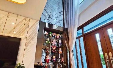 Casa en venta de 4 habitaciones en Wang Thonglang, Bangkok