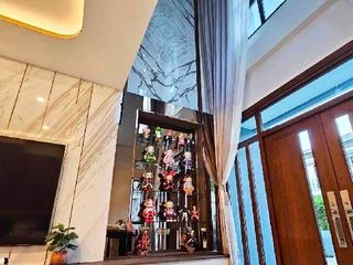 Casa en venta de 4 habitaciones en Wang Thonglang, Bangkok