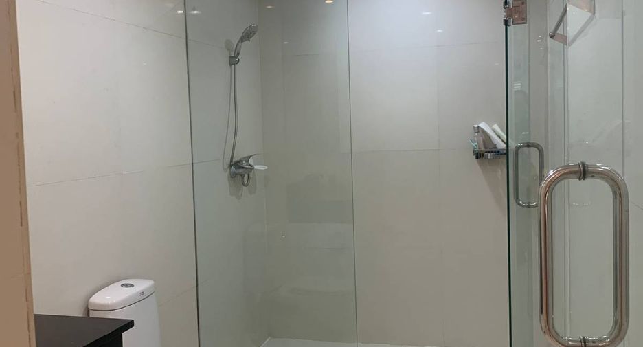 Condo en venta de 3 habitaciones en Khlong Toei, Bangkok