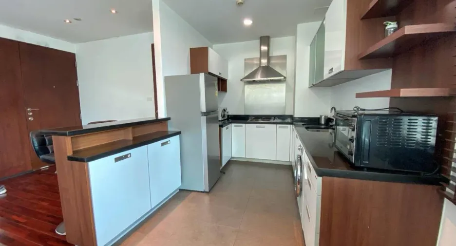 For sale 1 bed condo in Watthana, Bangkok