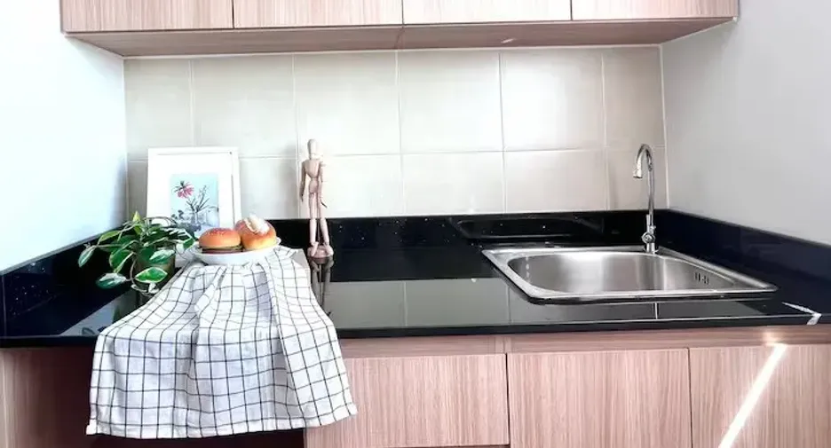 Condo en alquiler de estudio en Bang Na, Bangkok