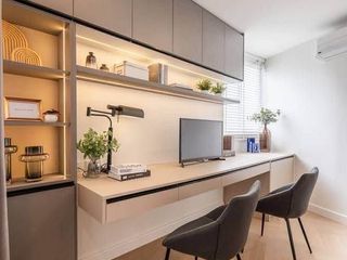Продажа 4 спальни кондо в Щаттхана, Бангкок