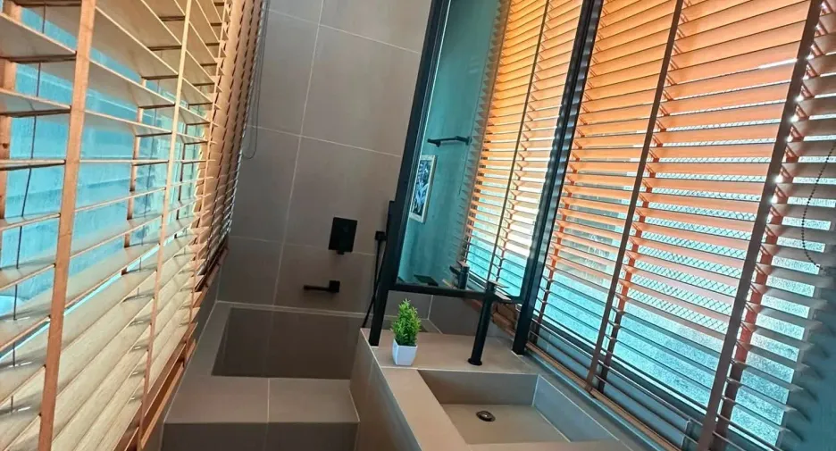 For rent 4 bedrooms villa in Hua Hin, Prachuap Khiri Khan
