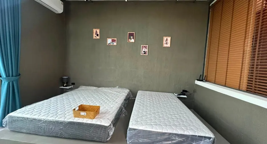 For rent 4 bedrooms villa in Hua Hin, Prachuap Khiri Khan