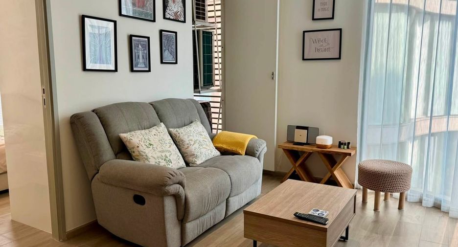 For rent 2 bedrooms condo in Khlong Toei, Bangkok