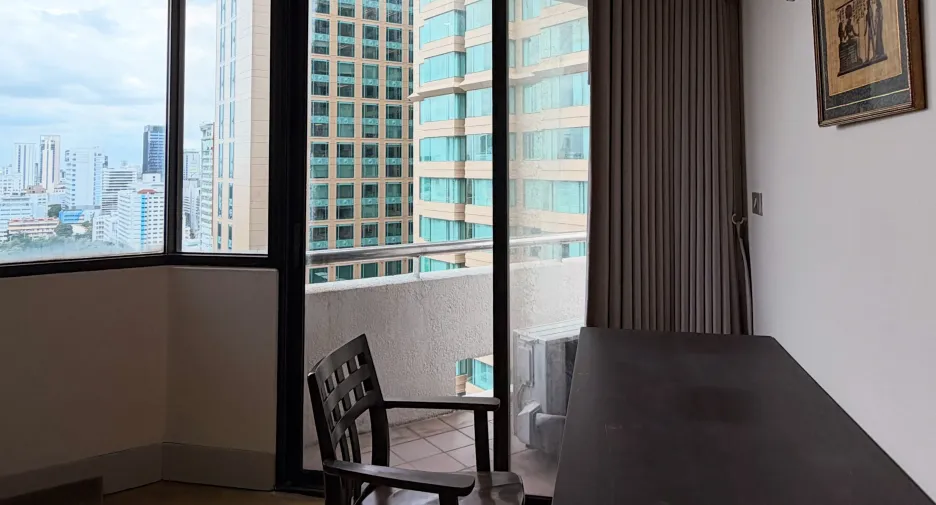 À louer 2 chambres condo à Pathum Wan, Bangkok