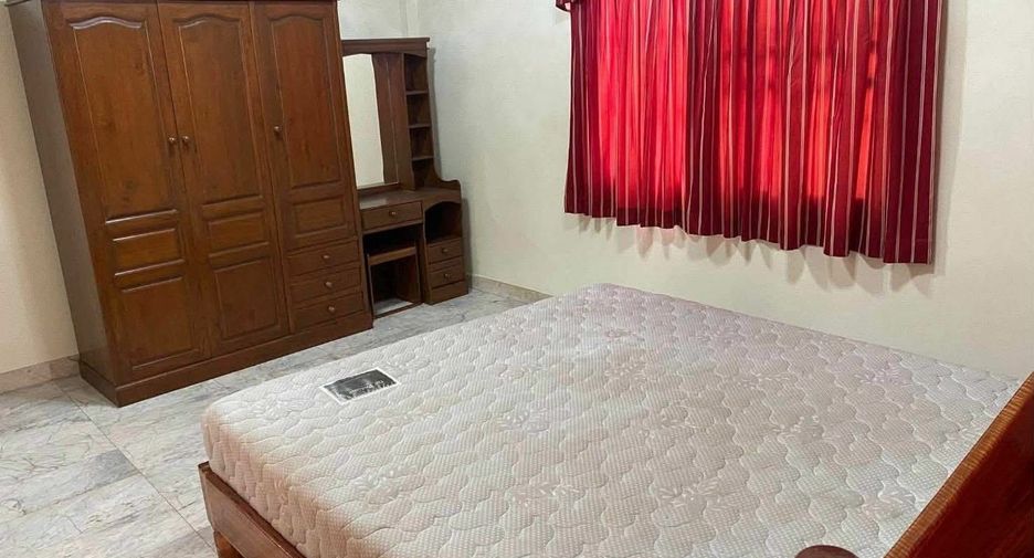 For rent 3 bedrooms house in Bang Lamung, Chonburi