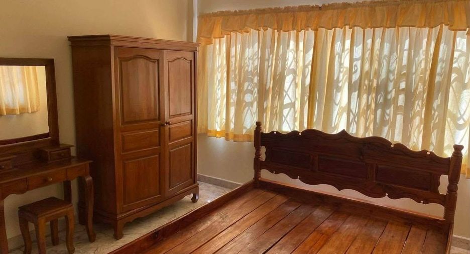 For rent 3 bedrooms house in Bang Lamung, Chonburi