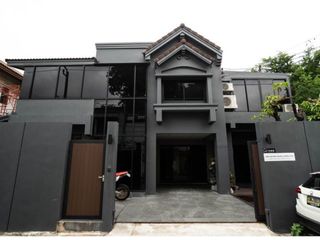À vendre et à louer 3 chambres maison à Wang Thonglang, Bangkok