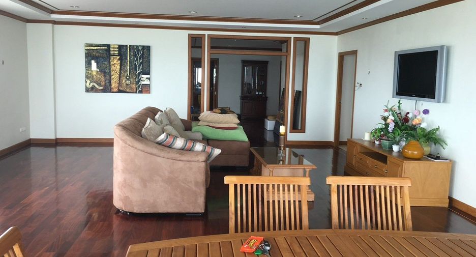 Продажа 3 спальни кондо в Na Jomtien, Паттайя