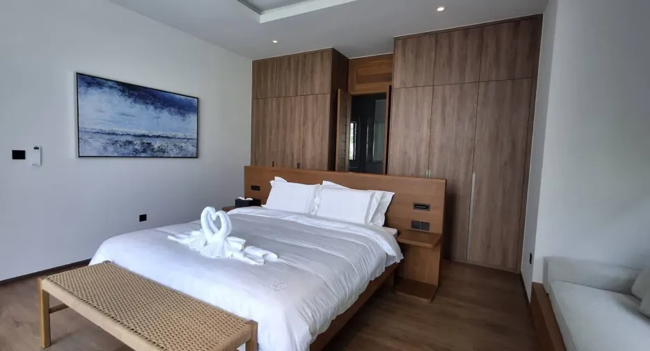 For rent 4 bedrooms villa in Mueang Phuket, Phuket