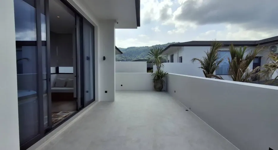 For rent 4 bedrooms villa in Mueang Phuket, Phuket
