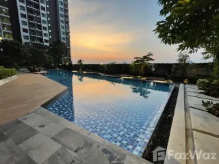 For sale 2 bedrooms condo in Mueang Samut Prakan, Samut Prakan