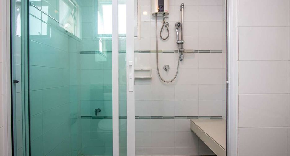 For rent 3 bedrooms house in San Kamphaeng, Chiang Mai