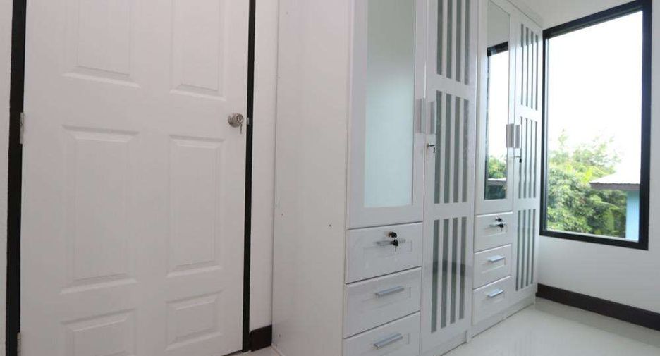 Casa en alquiler de 3 habitaciones en Saraphi, Chiang Mai