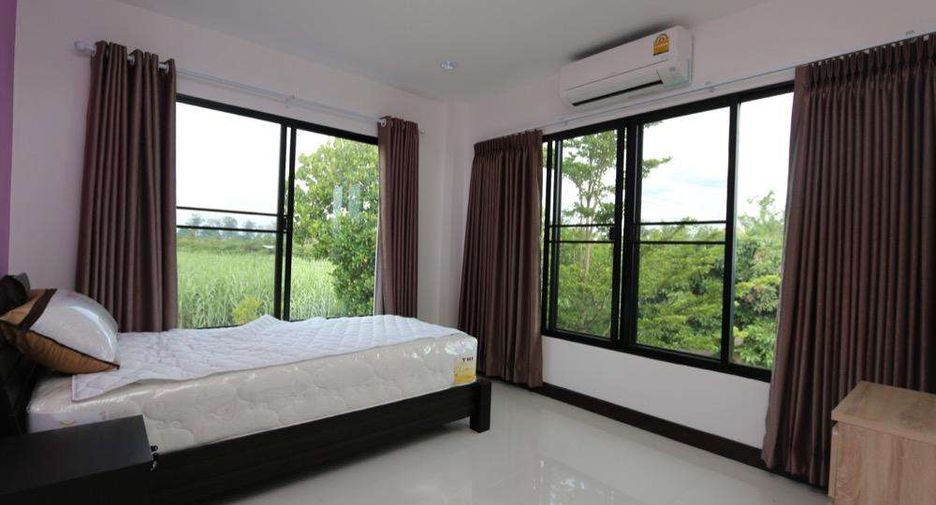 Casa en alquiler de 3 habitaciones en Saraphi, Chiang Mai