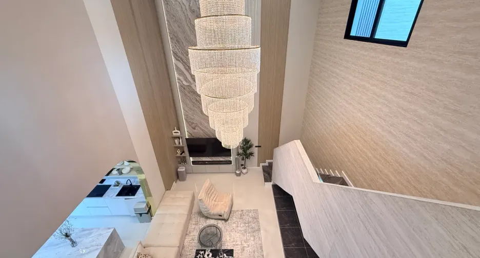 For rent and for sale 4 bedrooms house in Huay Yai, Pattaya