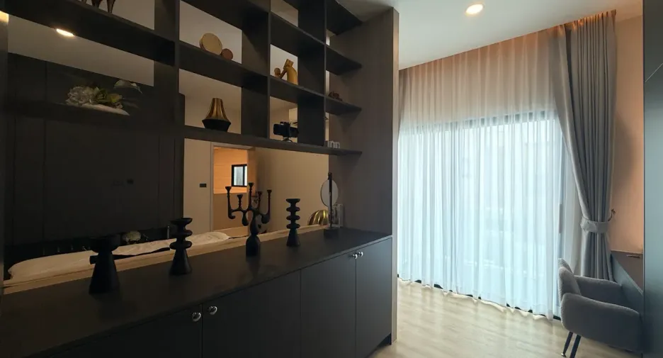 For rent and for sale 4 bedrooms house in Huay Yai, Pattaya