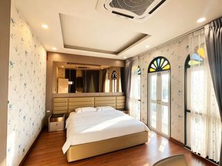 出租 和 出售 4 卧室 独立屋 在 Phuket Town, 普吉