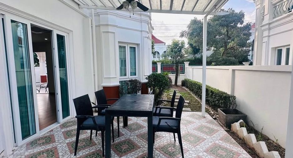 Haus zur Miete und zum Kauf mit 4 Zimmer in Mueang Phuket, Phuket
