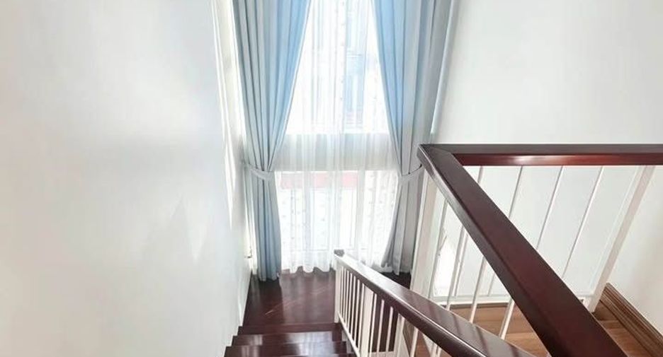 Haus zur Miete und zum Kauf mit 4 Zimmer in Mueang Phuket, Phuket