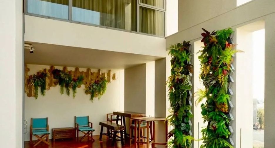 For sale 4 bedrooms condo in Sathon, Bangkok