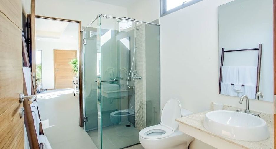 For rent 2 ベッドルーム villa in Mueang Phuket, Phuket