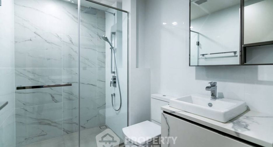 Продажа 1 кровать кондо в Пхра Кханонг, Бангкок