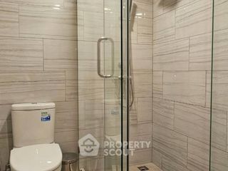 Продажа 3 спальни кондо в Щаттхана, Бангкок