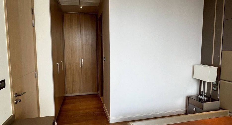 Condo en alquiler y en venta de 2 habitaciones en Khlong San, Bangkok