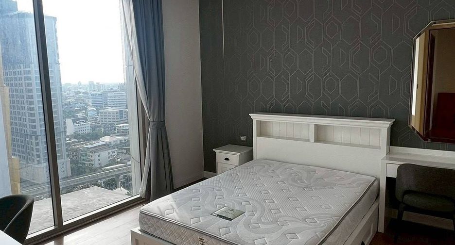 Condo en alquiler y en venta de 2 habitaciones en Khlong San, Bangkok