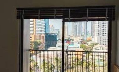 For sale 1 Beds condo in Khlong Toei, Bangkok