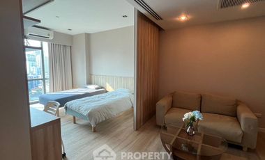 For rent 2 bedrooms condo in Watthana, Bangkok