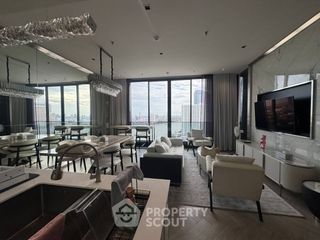 For rent 2 bedrooms condo in Khlong San, Bangkok