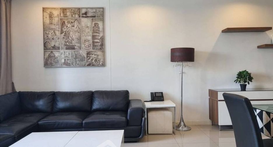 For rent 2 bedrooms condo in Watthana, Bangkok
