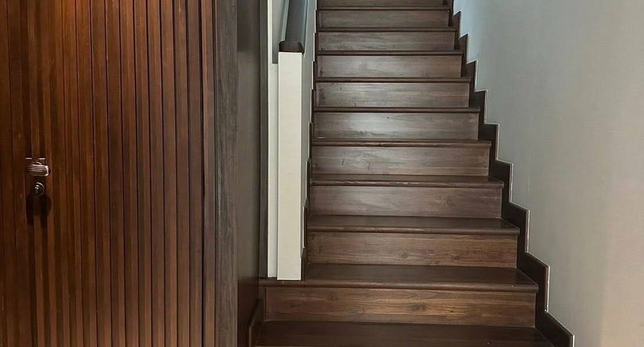 For rent 3 bedrooms house in Lat Krabang, Bangkok