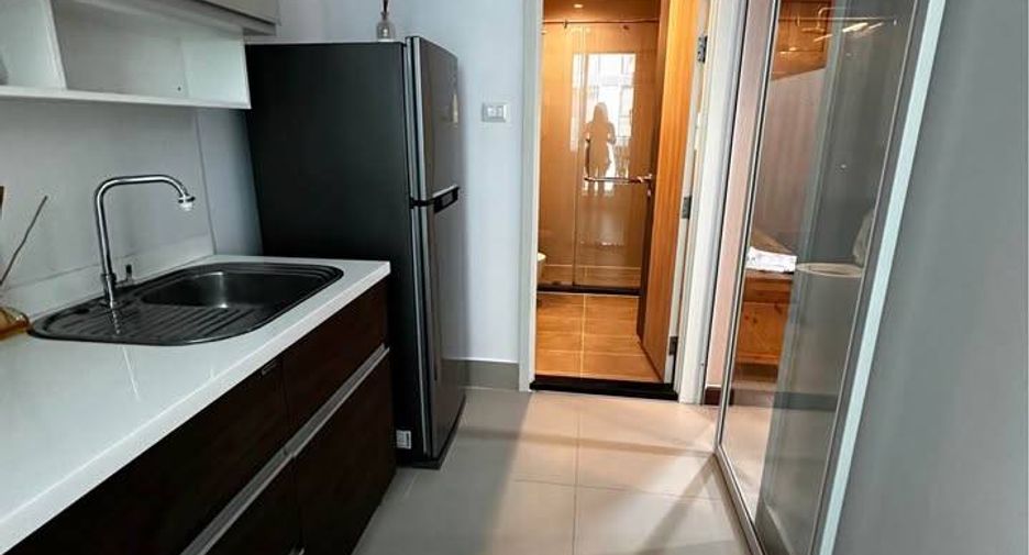 For rent 1 bed condo in Ratchathewi, Bangkok