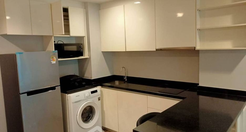 For rent 1 bed condo in Khlong Toei, Bangkok
