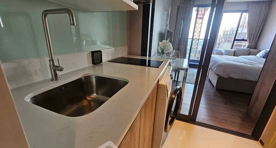For rent 1 bed condo in Bang Lamung, Chonburi