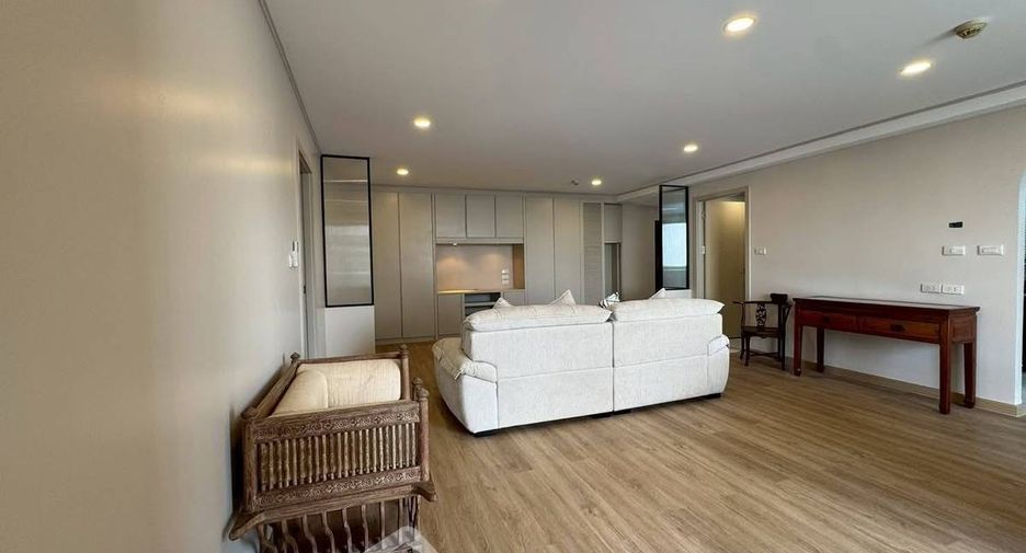 Wohnung zur Miete mit 2 Zimmer in Watthana, Bangkok