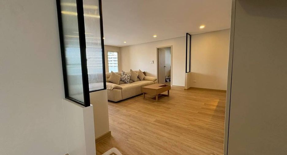 Wohnung zur Miete mit 2 Zimmer in Watthana, Bangkok