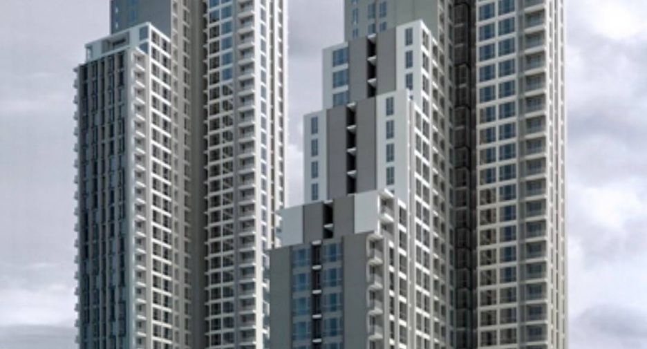 For rent 2 bedrooms condo in Watthana, Bangkok