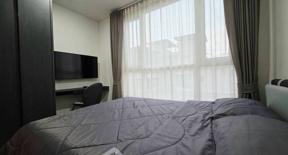 For rent 2 bedrooms condo in Huai Khwang, Bangkok