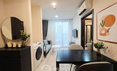 For rent 2 bedrooms condo in Huai Khwang, Bangkok