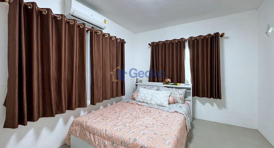 For rent and for sale 3 bedrooms house in Bang Lamung, Chonburi