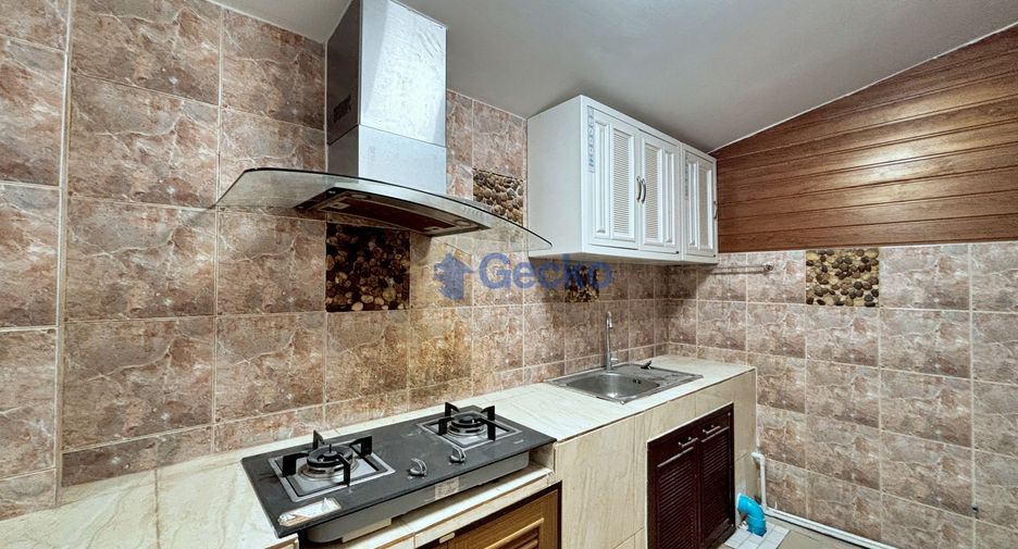 For rent and for sale 3 bedrooms house in Bang Lamung, Chonburi