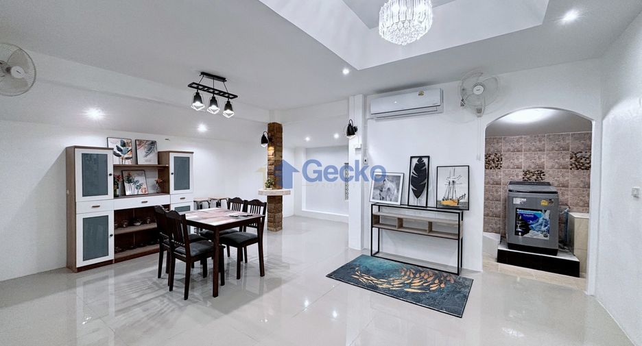 For rent and for sale 3 bedrooms house in Bang Lamung, Chonburi